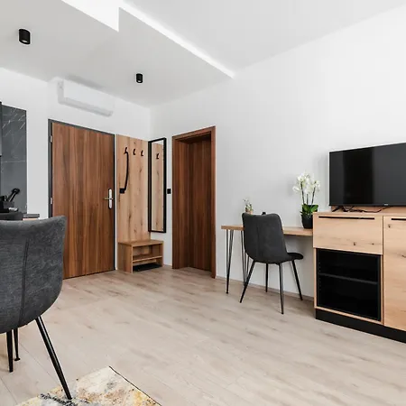Apartment No 28 & Kutna Hora