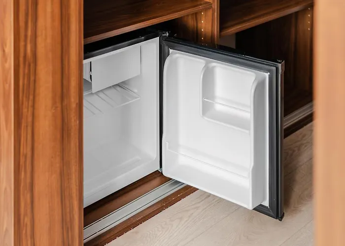 Appartement No 28 & *