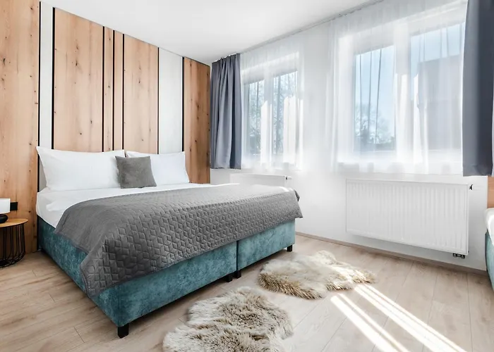 No 28 & Appartement *