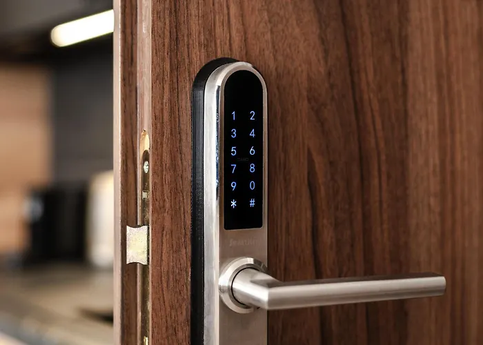 No 28 & * Kutná Hora