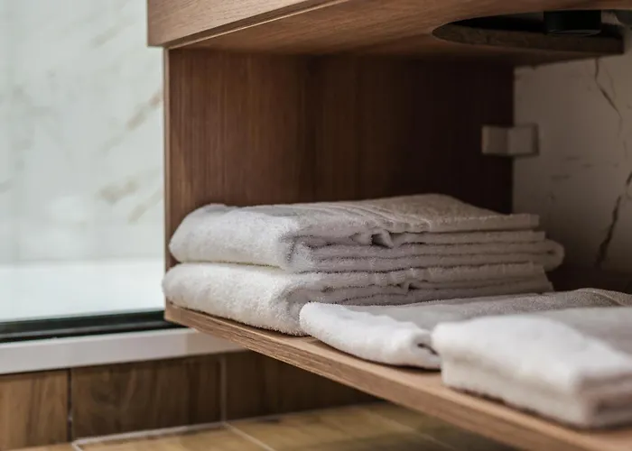 Appartement No 28 & *